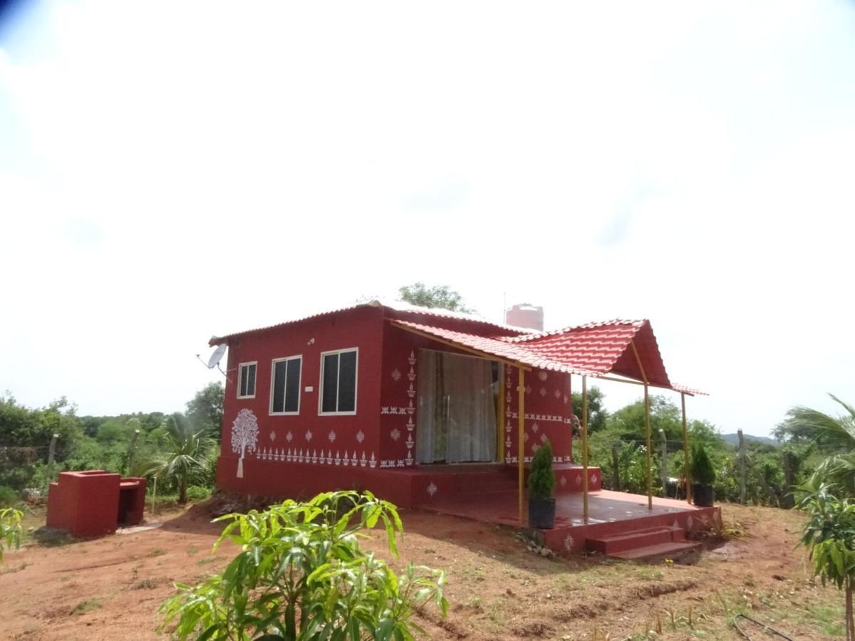 Mangohut Farmhouse Pool Villa Hyderabad Esterno foto
